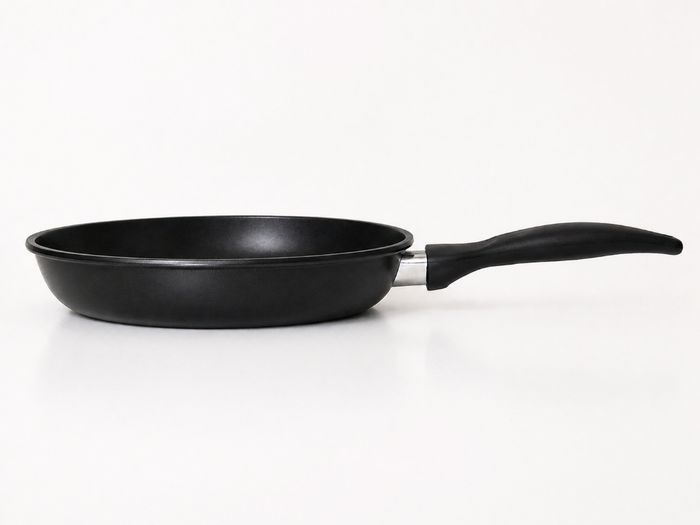 Poele neuve 24cm. Antiadhésive. Tous feux dont induction - photo numéro 1