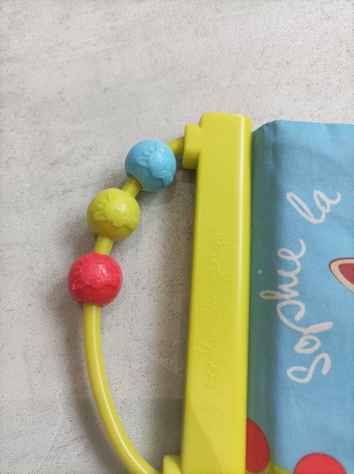 Livre d'éveil en tissu - photo numéro 2