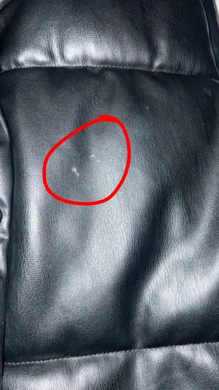 Doudoune Zara taille M quasi neuve mais avec 2 mini griffe - photo numéro 4