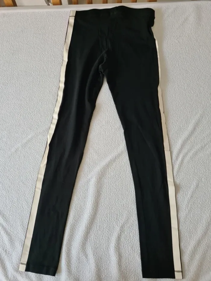 Ensemble sport h&m 10/12 ans - photo numéro 7