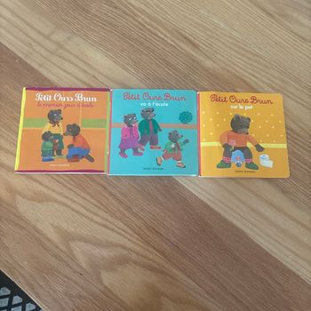 # lot 3 livres petit ours brun