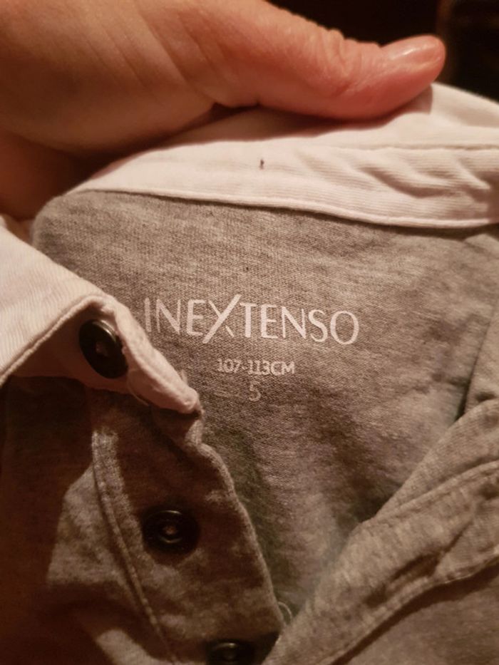 Lot 2 hauts 5 ans - photo numéro 3