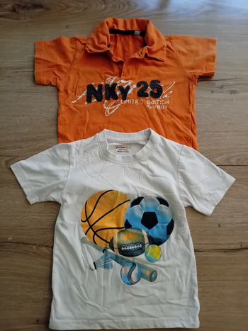 Lot 2 tee-shirts 4 ans