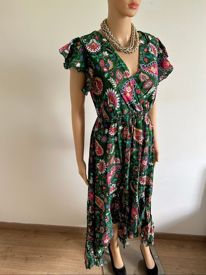 Robe verte et imprimée neuve à manches courtes Corte Hindu taille L/XL - photo numéro 2