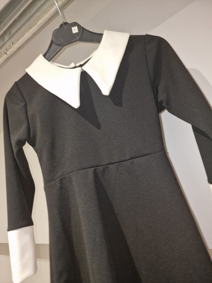 10 ans mercredi wednesday Robe - photo numéro 2