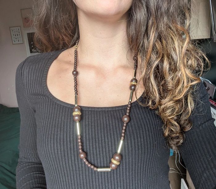 Collier a perles marrons - photo numéro 2
