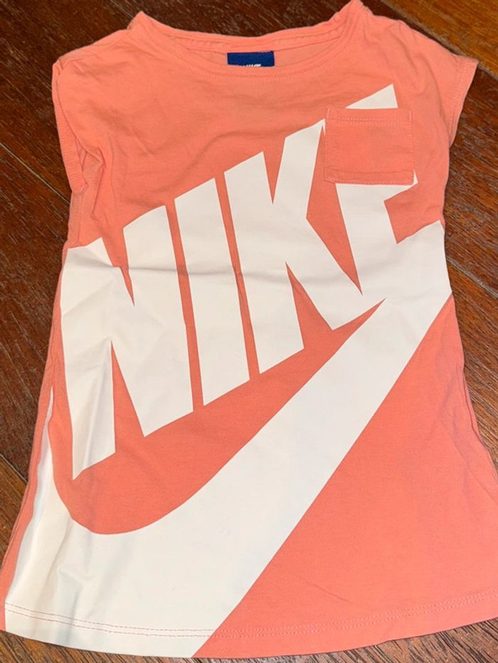 Robe Nike  24 mois - photo numéro 2