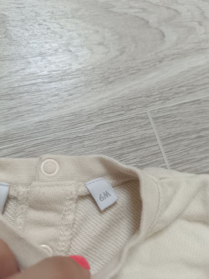 Pull Minnie 6 mois - photo numéro 3