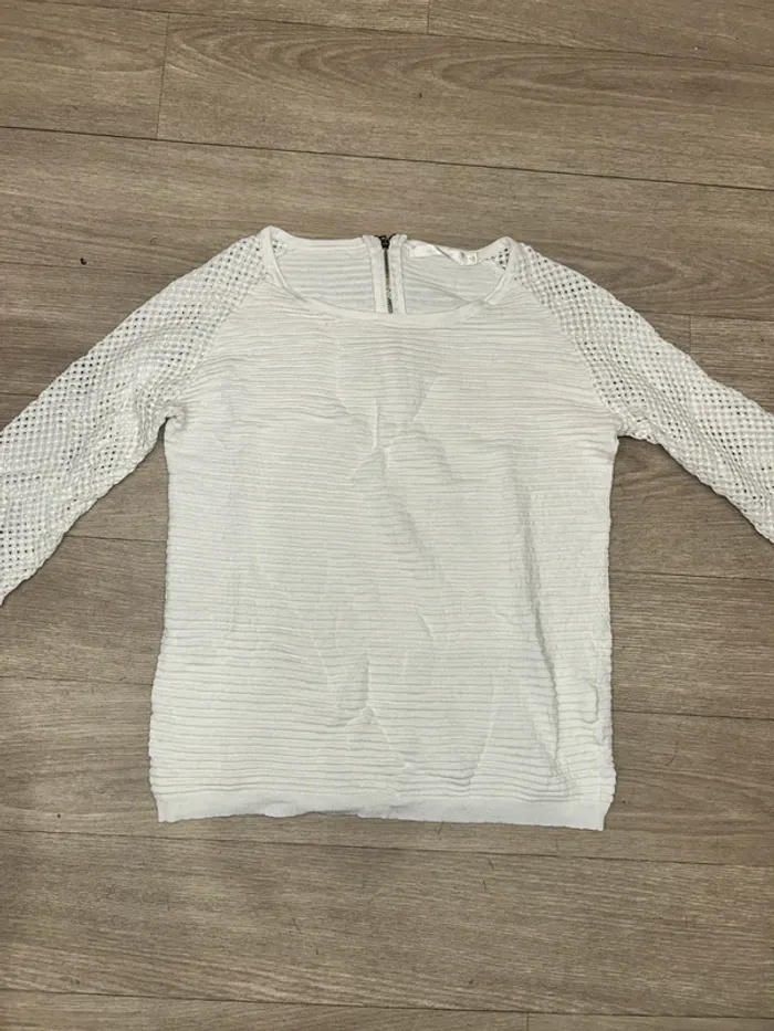 Tee shirt
