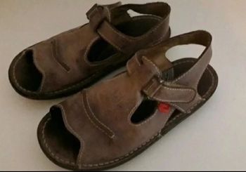 Sandales