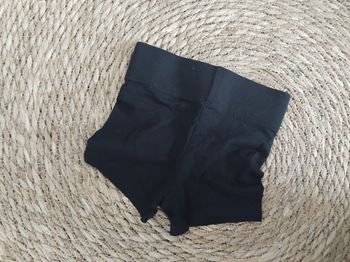 Short fille noir,kiabi, 3 ans