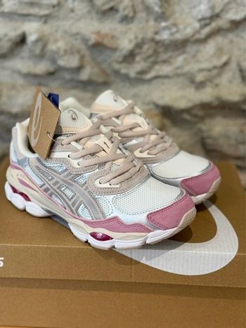 Asics Gel-NYC Rose 39