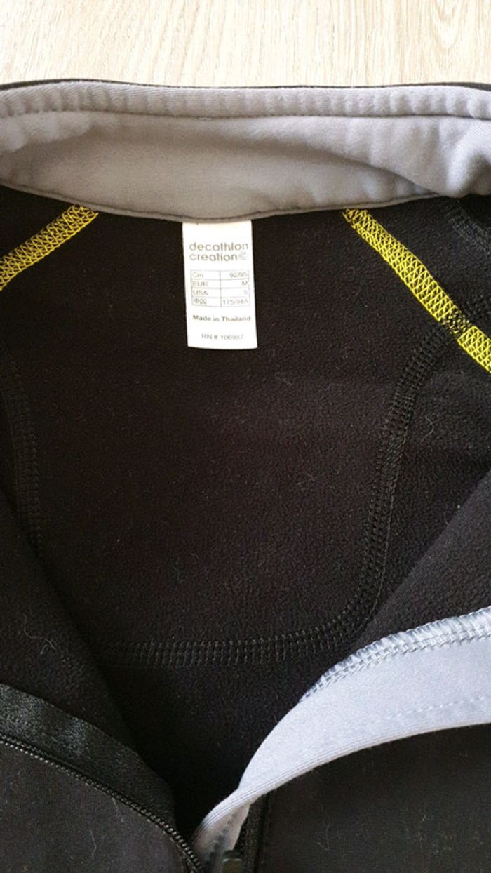 Sweat de sport - photo numéro 2