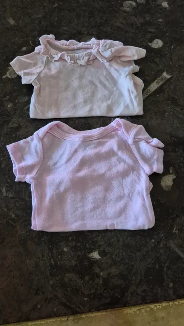 Bodies fille - photo numéro 2