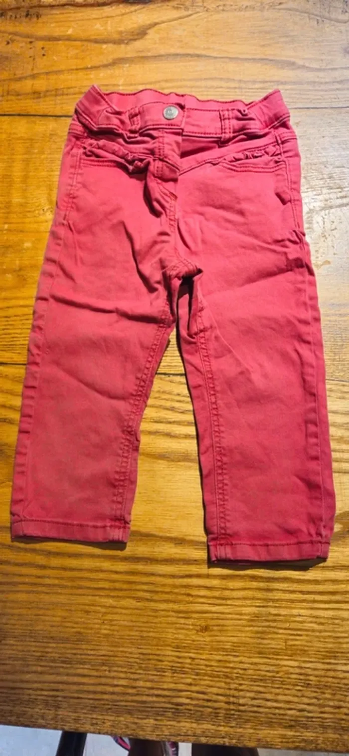 Pantalon jean tape à l'oeil 24 mois 86cm