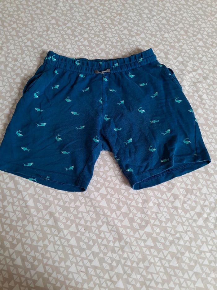 Short kiabiđź’«taille 10 ans đź’ž