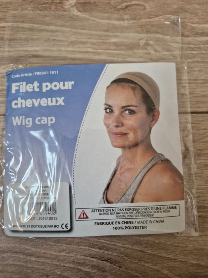 Filet pour cheveux neuf avec étiquette