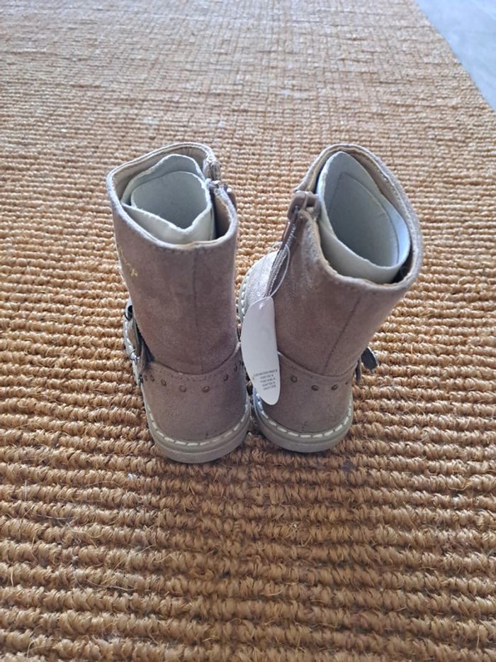 Bottes fille Betty Boop neuves 20 taupe marron - photo numéro 4
