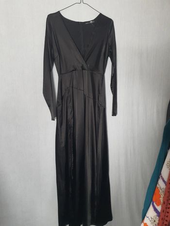 Robe longue satinée boohoo