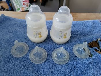 Lot de 2 biberons Mam