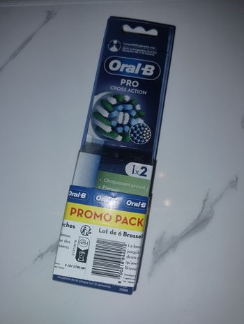 Brossettes oral b pro cross action blanche lot de 6 brossettes