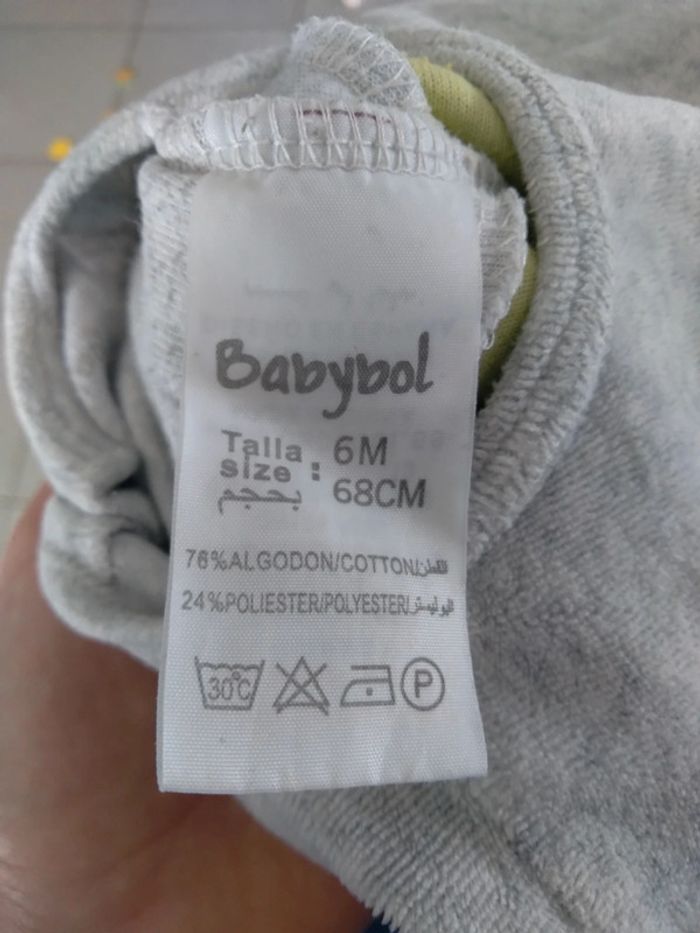 Pyjama 6mois babybol bon état - photo numéro 3