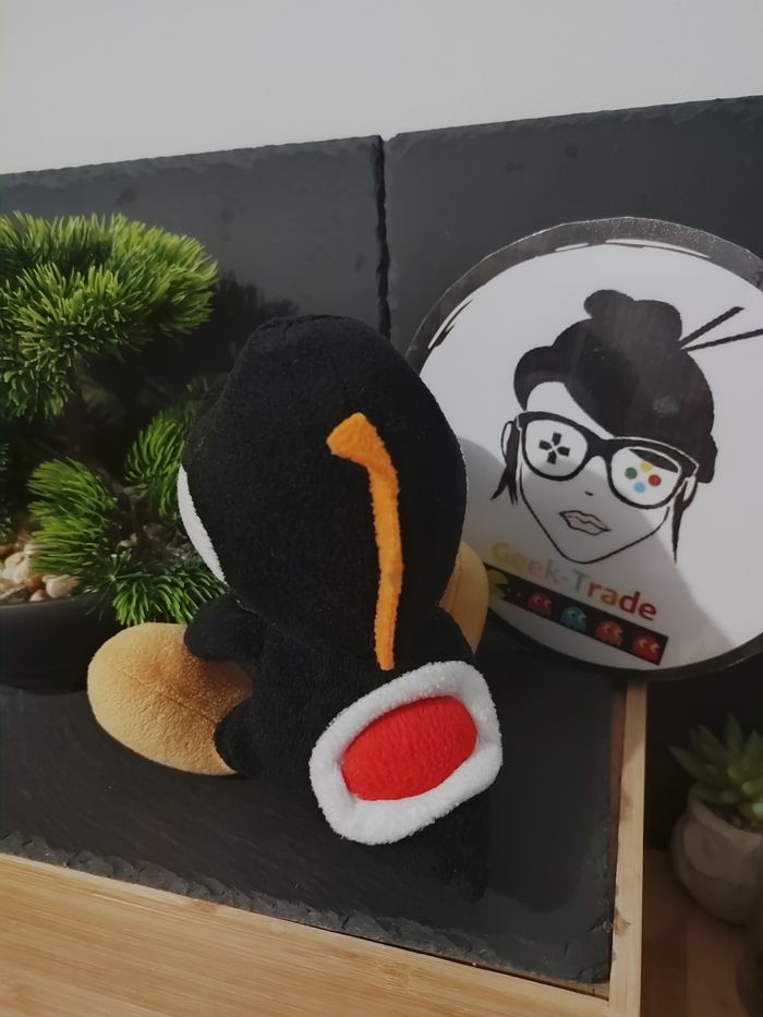 peluche Yoshi super Mario nintendo 2009 noir blanc orange rouge dinosaure PE0140 - photo numéro 2