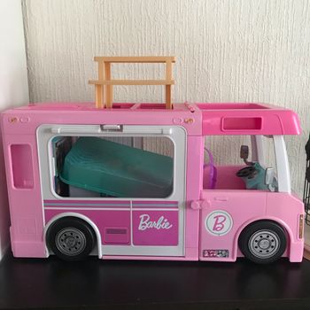 Barbie camping car
