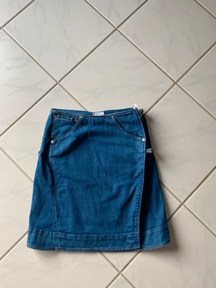 Jupe portefeuille en jean Levi’s vintage - Taille XS - Clips latéraux - photo numéro 2