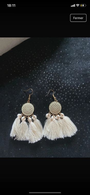 Boucles d'oreilles bohème beige dorées