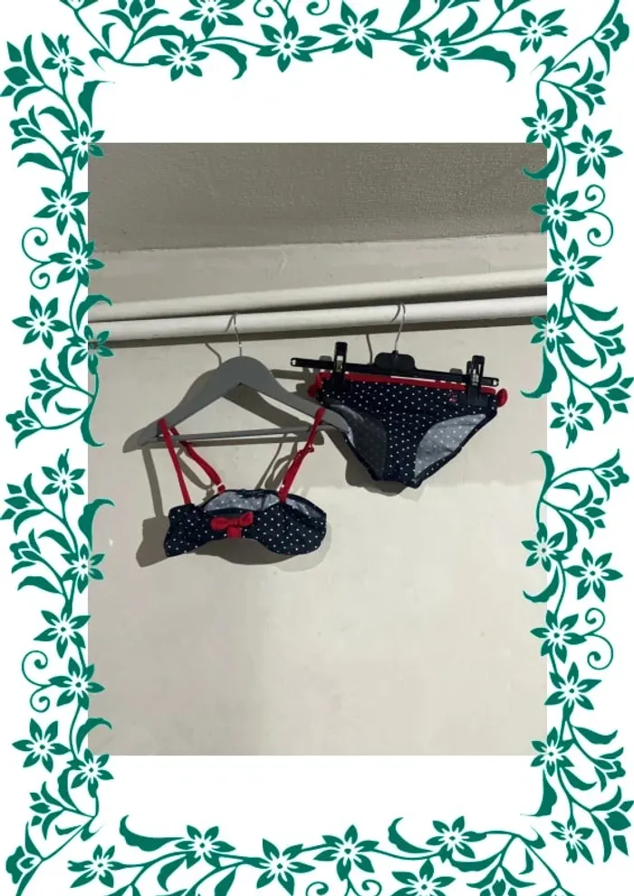 Maillot de bain 2 pièces 6 ans