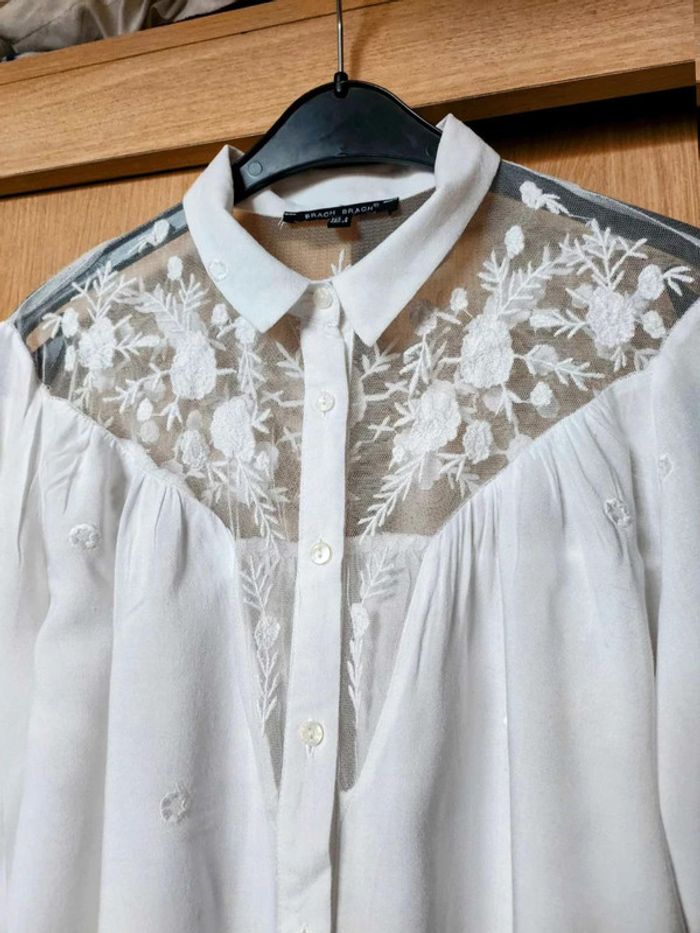 Chemise blanche élégante en dentelle - photo numéro 4