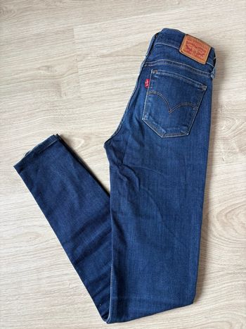 Jean Levis bleu 710