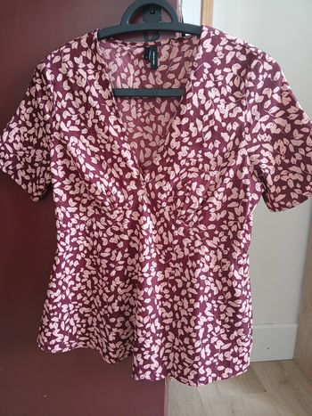 Blouse fleurie bordeau