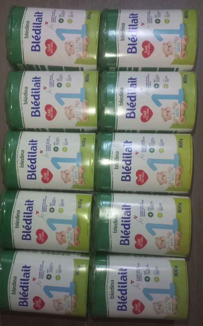 12 boîtes Blédilait à 110€ - photo numéro 2