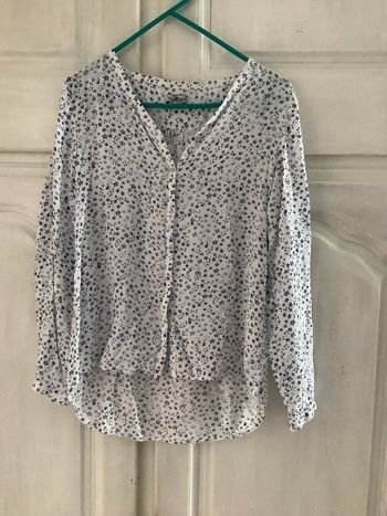 Chemise blanc et bleu