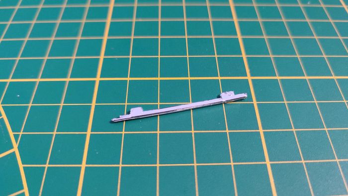 Baguette porte avant droite pièce détachée miniature 1/18 Citroën traction 15cv 1952 Maisto #B36