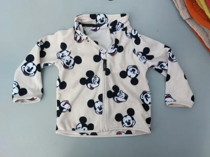 Lot hiver 4 pulls 3 gilets 1 robe - photo numéro 14