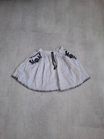 Jupe tape à l'oeil 6 ans