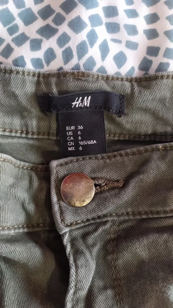 Short femme kaki - photo numéro 3