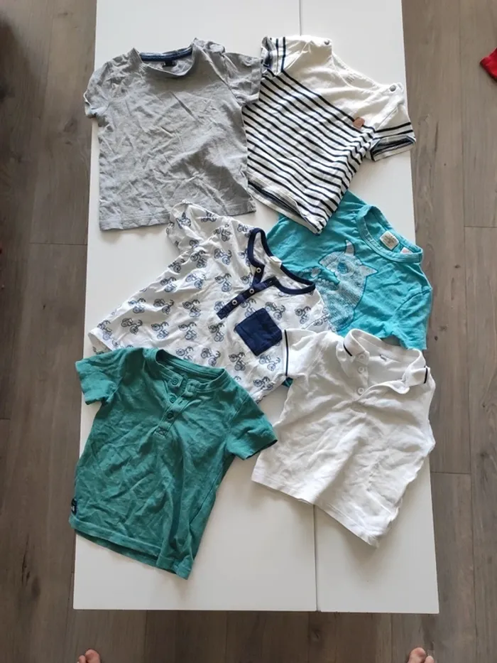 Lot t shirt