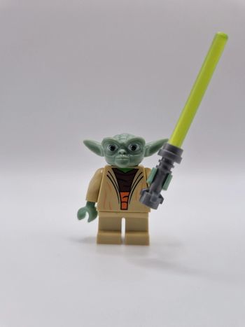 Figurine type lego Jedi Yoda star wars