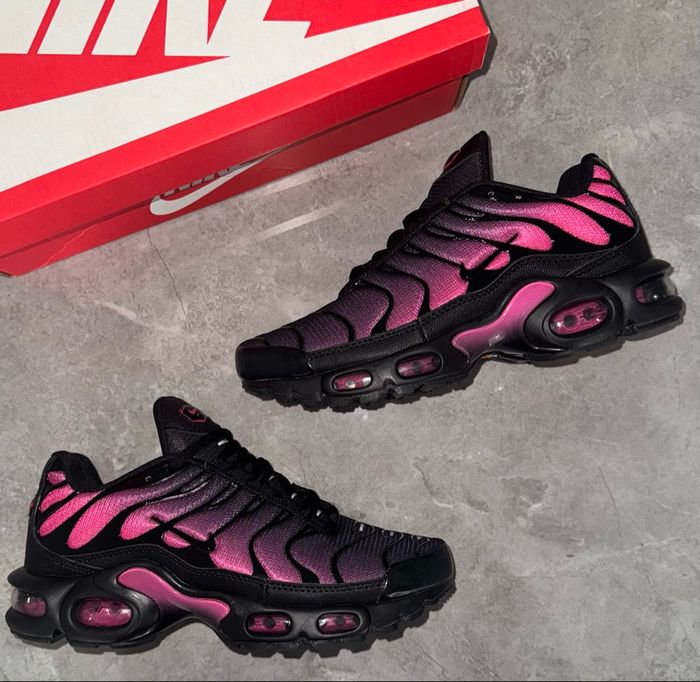Nike tn rose noir  36
