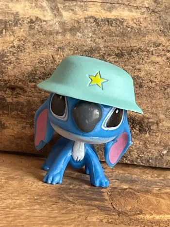 Figurine stitch