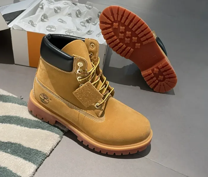 Timberland Premium 6Inch martin Boots taille 41 - photo numéro 7