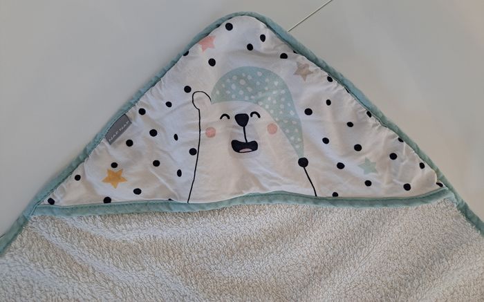 Cape de bain XL Naf Naf TBE - photo numéro 3