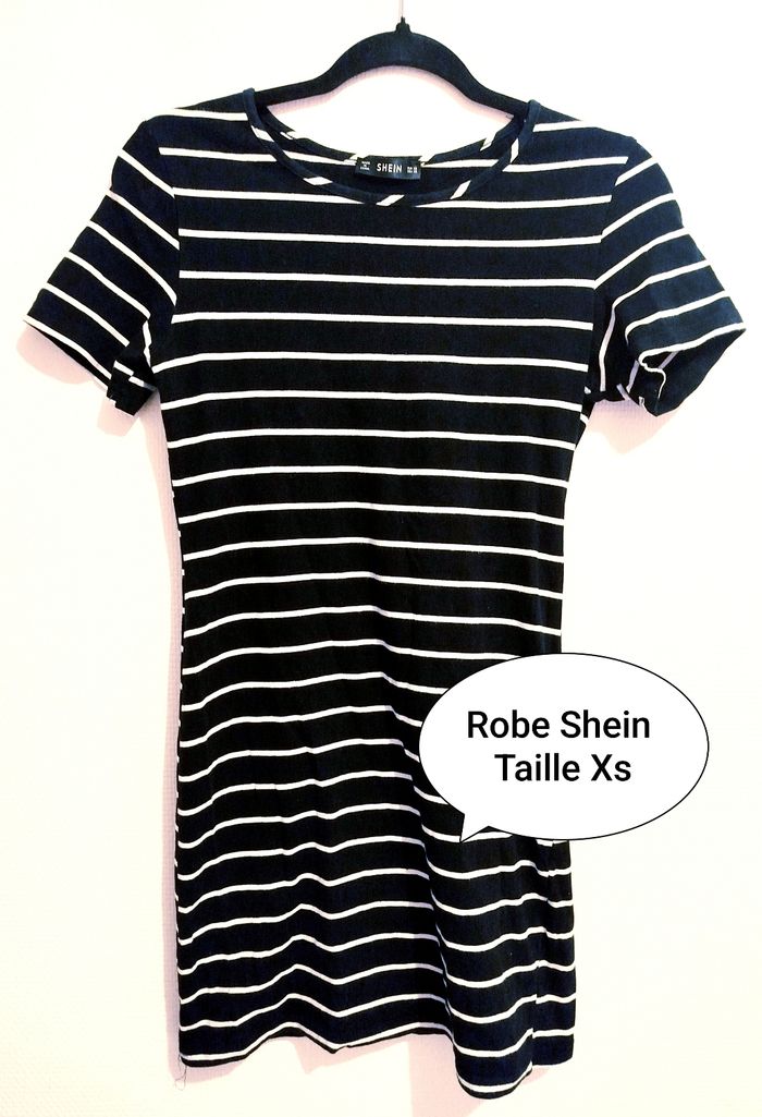Robe Shein taille Xs