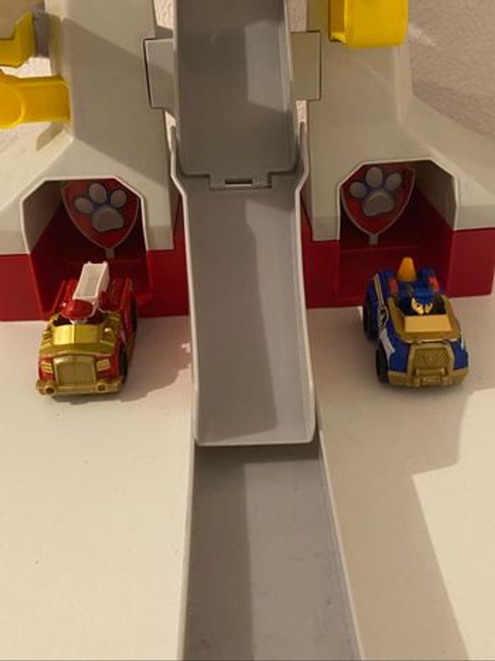 Tour de contrôle paw patrol Pat patouille + véhicules métal - photo numéro 8