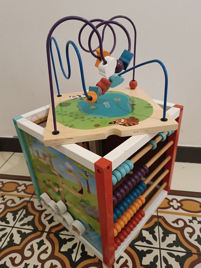 Cube multi activités okoia