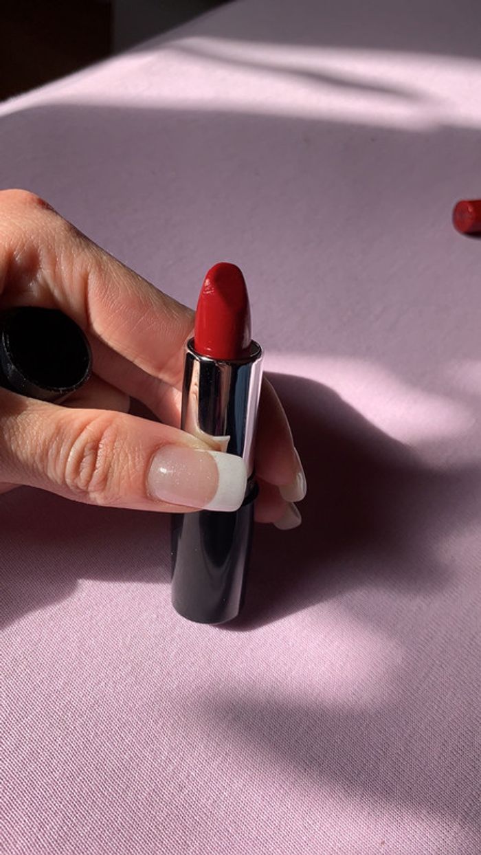 Rouge à lèvres - photo numéro 3